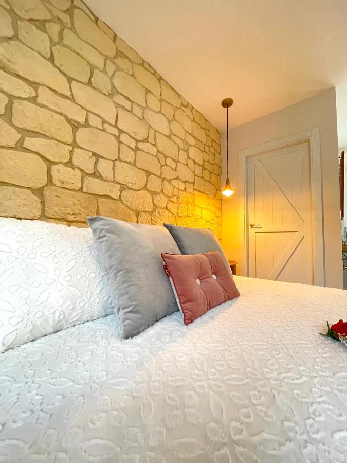 Alhama de Aragón Apartamentos La Somera מראה חיצוני תמונה