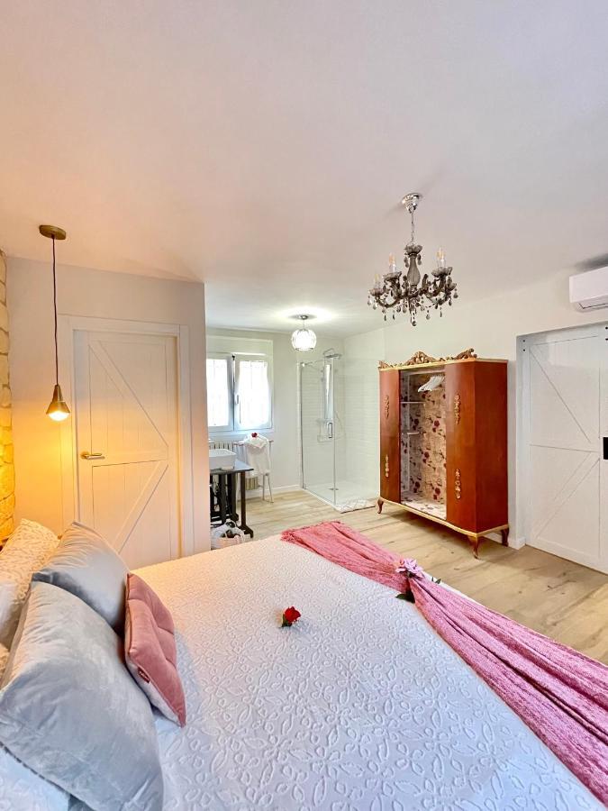 Alhama de Aragón Apartamentos La Somera מראה חיצוני תמונה